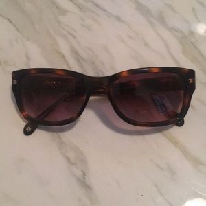 Chanel tortoise shell sunglasses